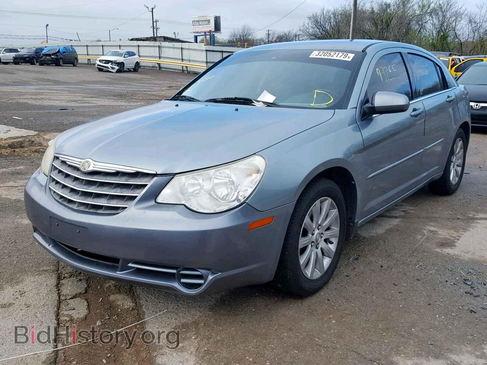 2010 CHRYSLER SEBRING - VIN: 1C3CC5FB4AN141124 - Фото 2