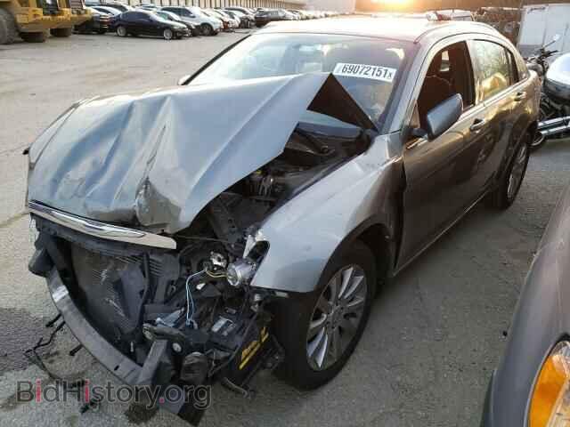 2013 CHRYSLER 200 - VIN: 1C3CCBBB4DN570398 - Фото 2