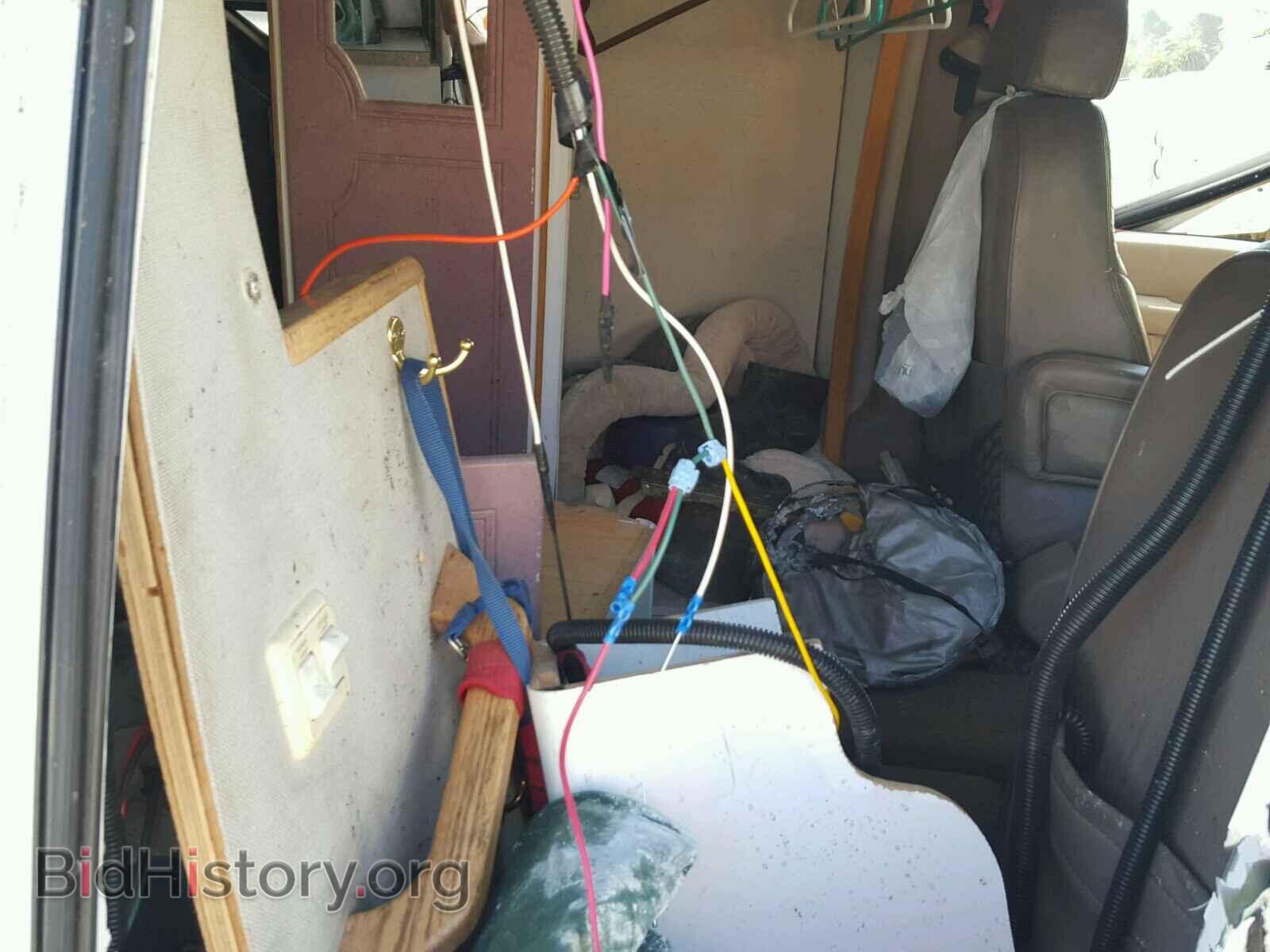 2002 FORD ECONOLINE - VIN: 1FDSE34S92HB41107 - Фото 6