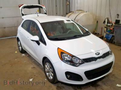2014 Kia RIO RIO EX, белый — VIN KNADN5A35E6333627, Copart