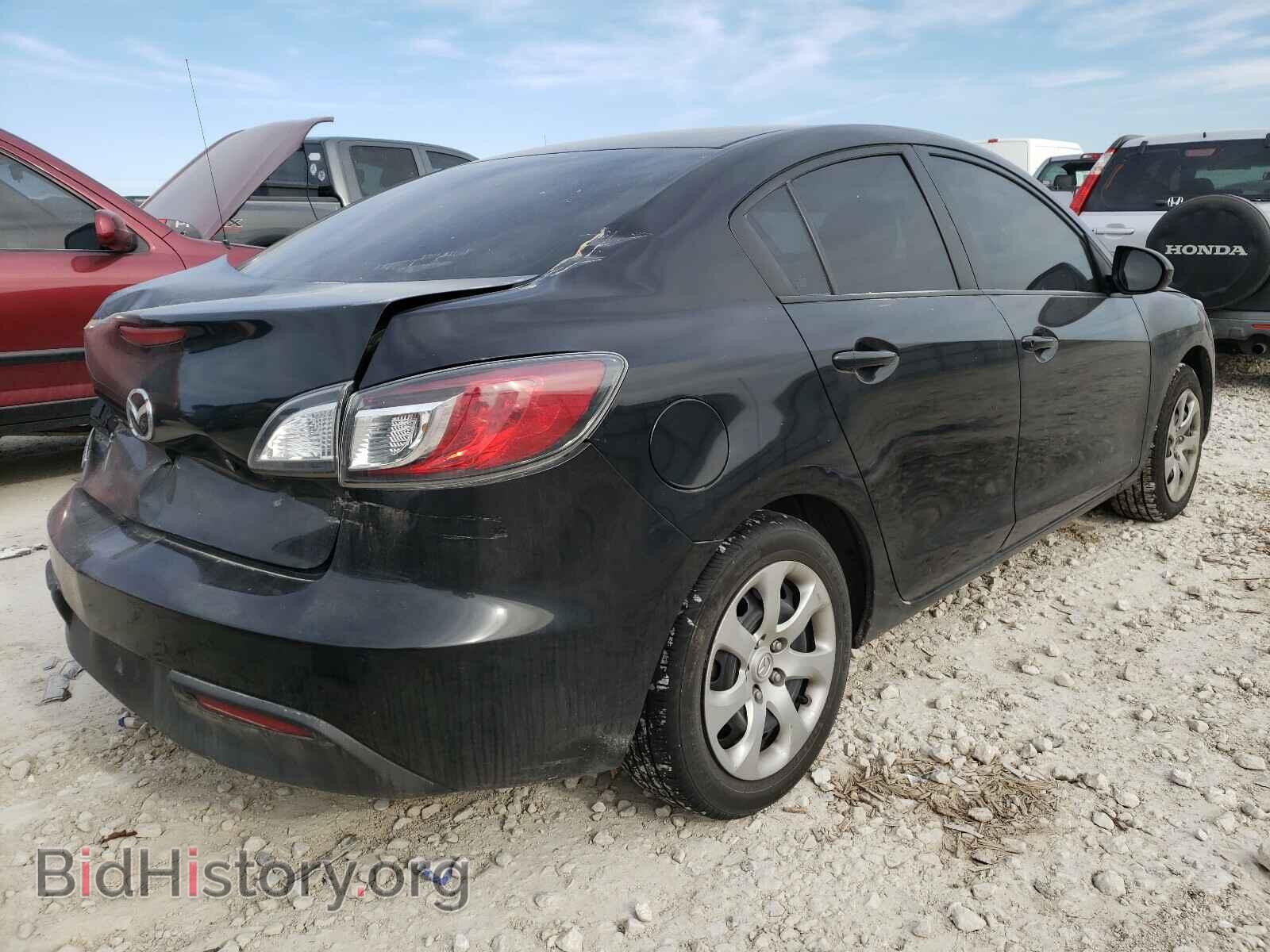 2011 MAZDA 3 - VIN: JM1BL1UF4B1495644 - Фото 4