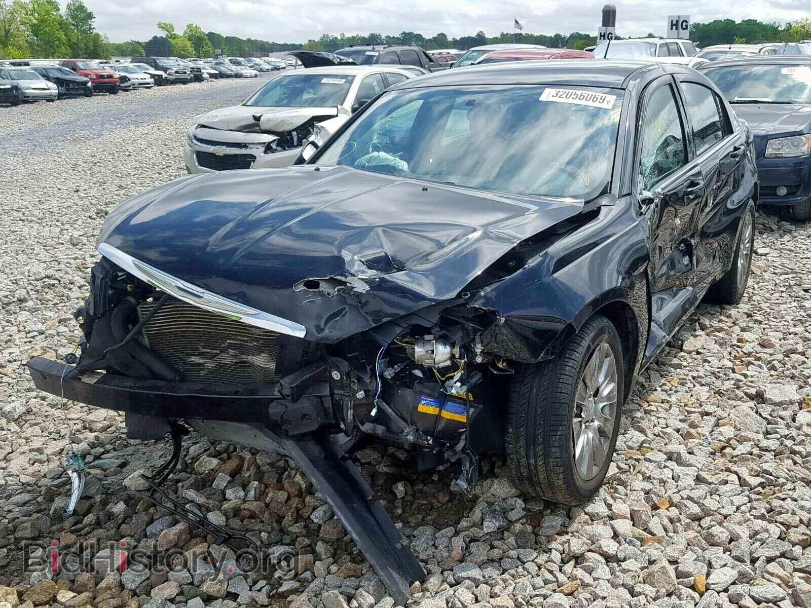 2014 CHRYSLER 200 - VIN: 1C3CCBAB0EN123781 - Фото 2
