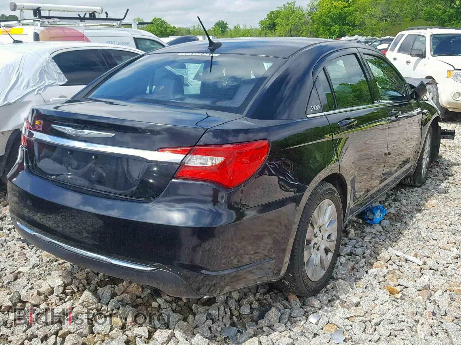 2014 CHRYSLER 200 - VIN: 1C3CCBAB0EN123781 - Фото 4