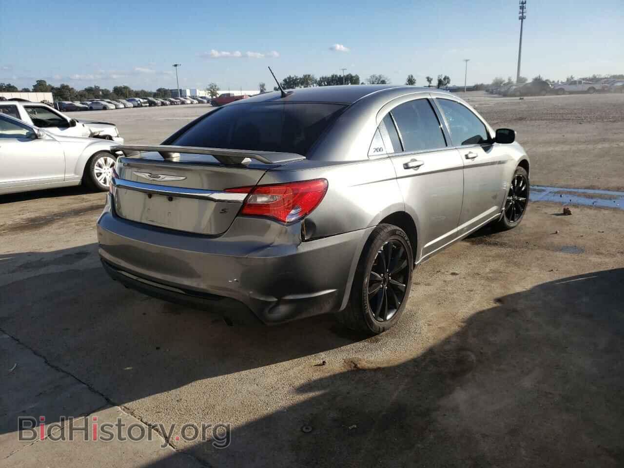 2011 CHRYSLER 200 - VIN: 1C3BC8FG9BN577591 - Фото 4