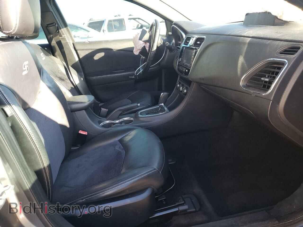 2011 CHRYSLER 200 - VIN: 1C3BC8FG9BN577591 - Фото 5