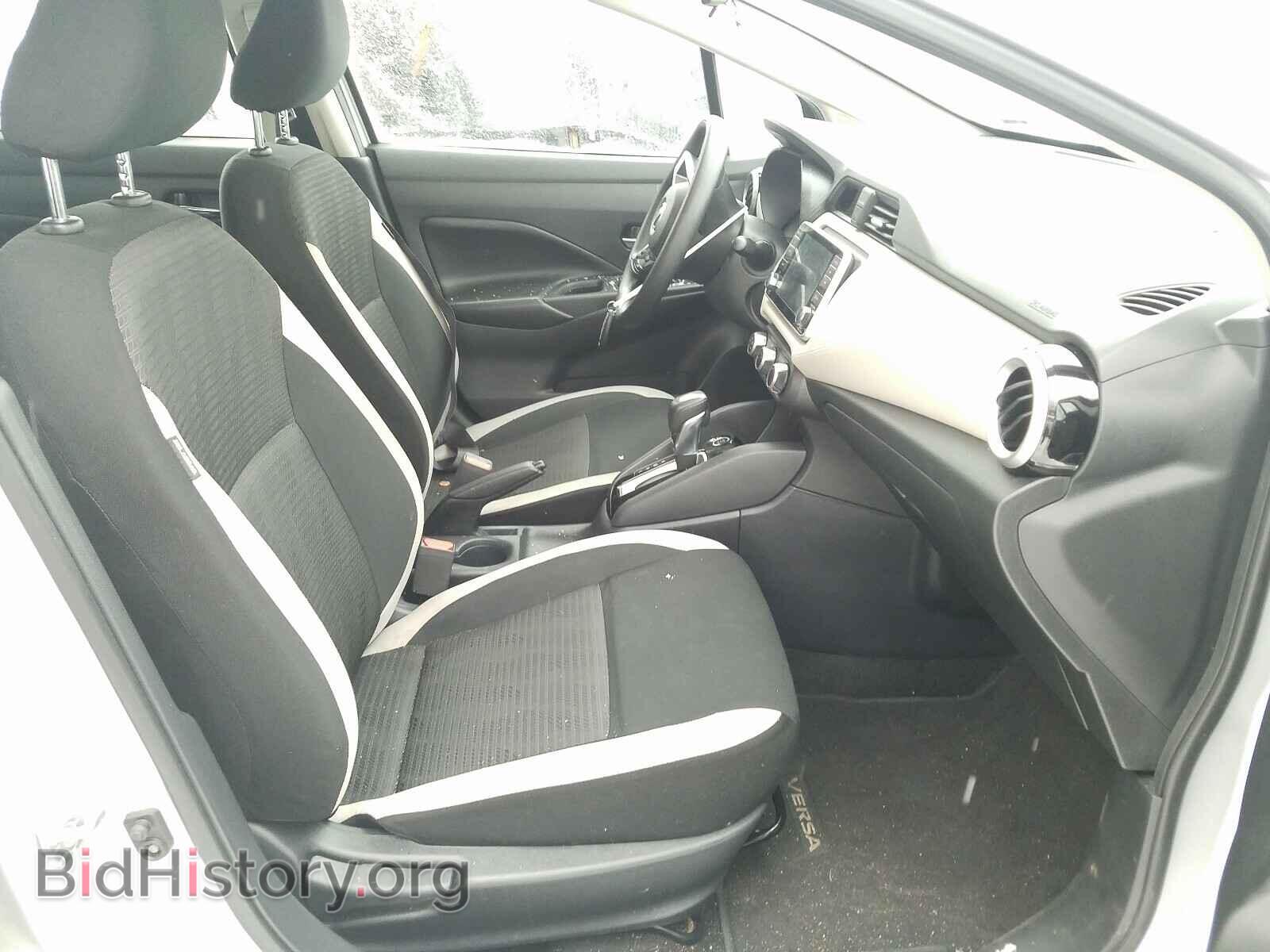 2020 NISSAN VERSA - VIN: 3N1CN8EV1LL821135 - Фото 5