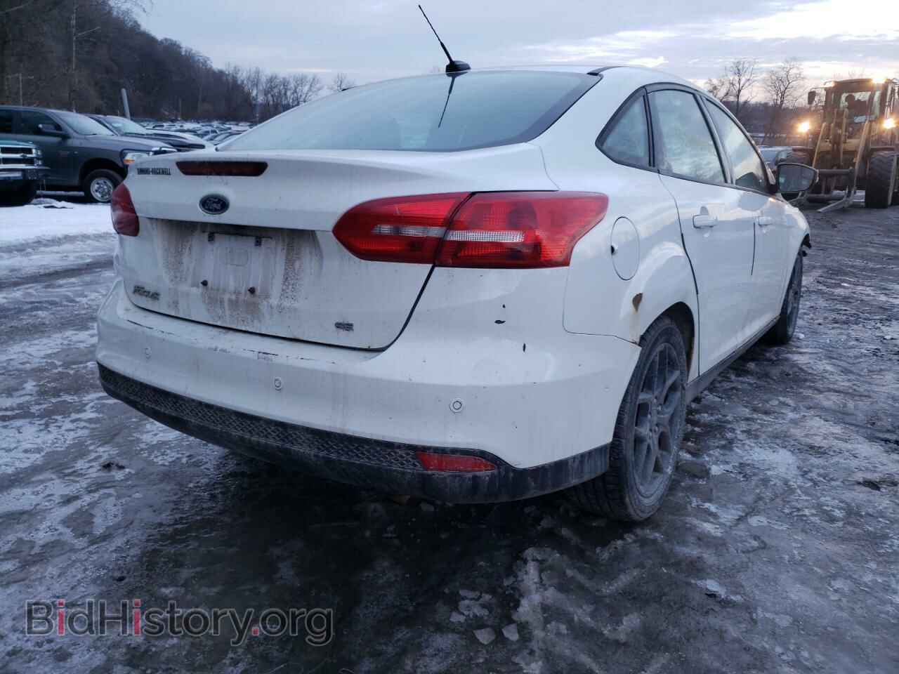 2016 FORD FOCUS - VIN: 1FADP3F29GL326594 - Фото 4