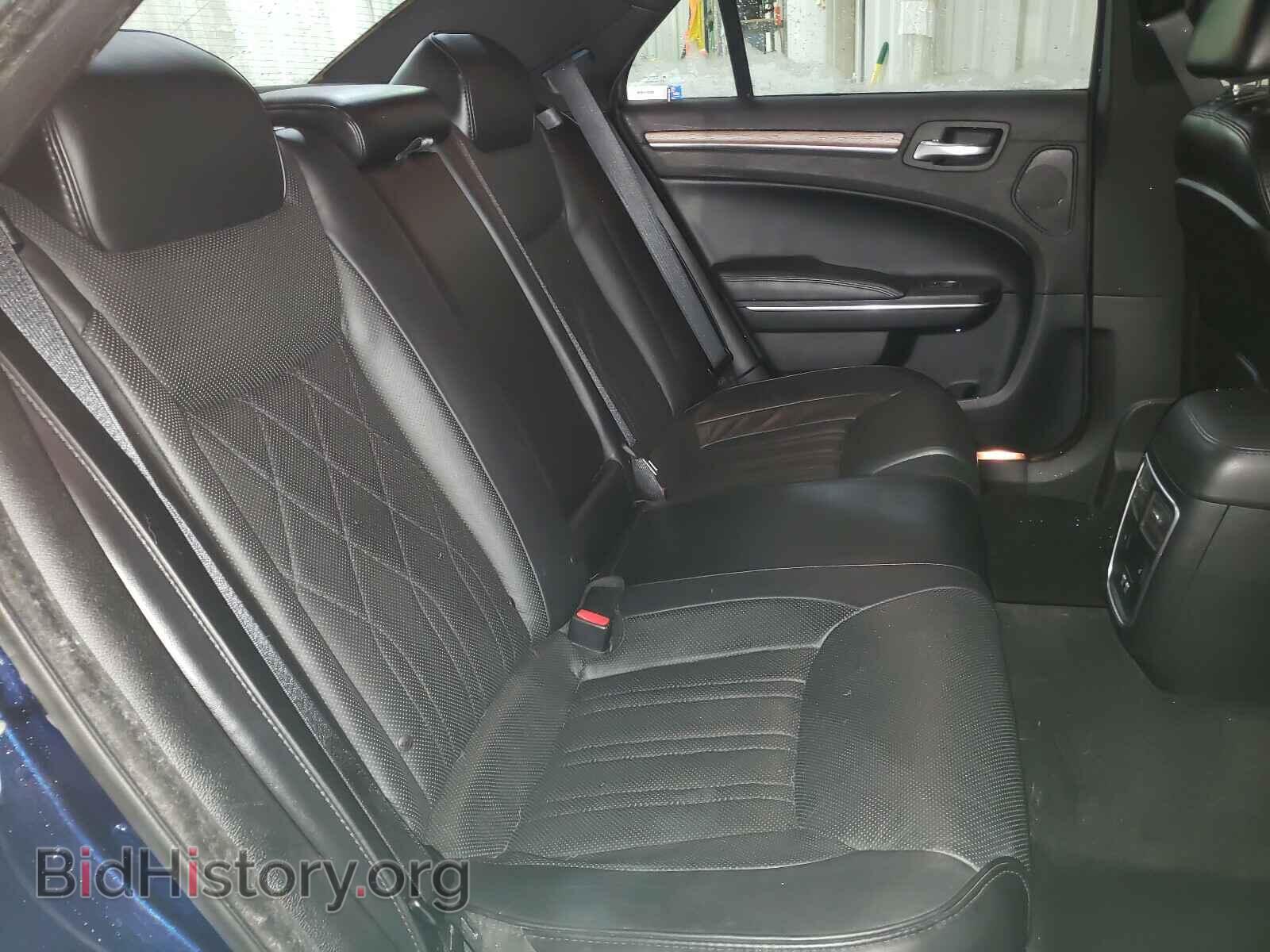 2016 CHRYSLER 300 - VIN: 2C3CCASG3GH152238 - Фото 6