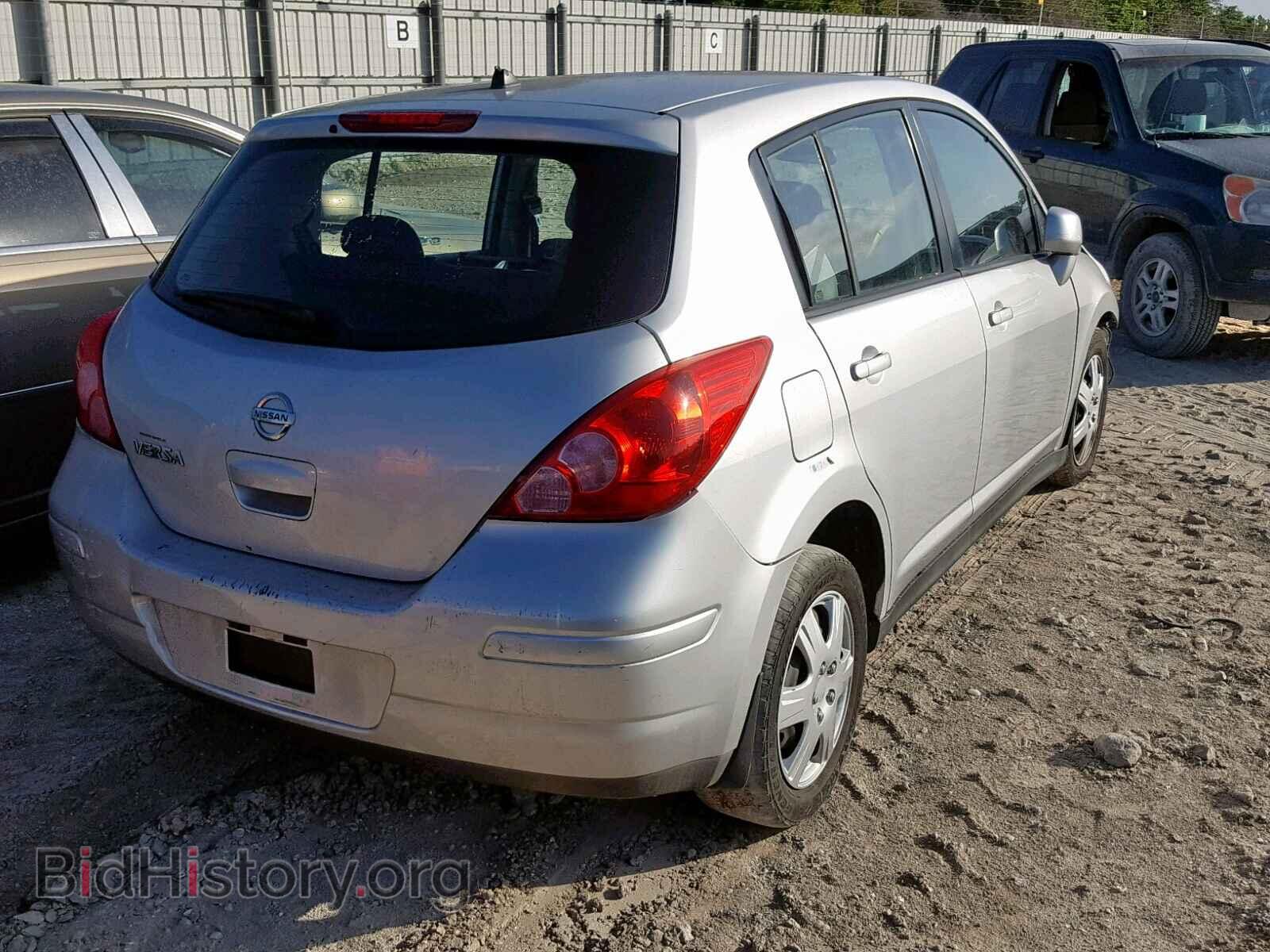 2009 NISSAN VERSA - VIN: 3N1BC13E29L466044 - Фото 4