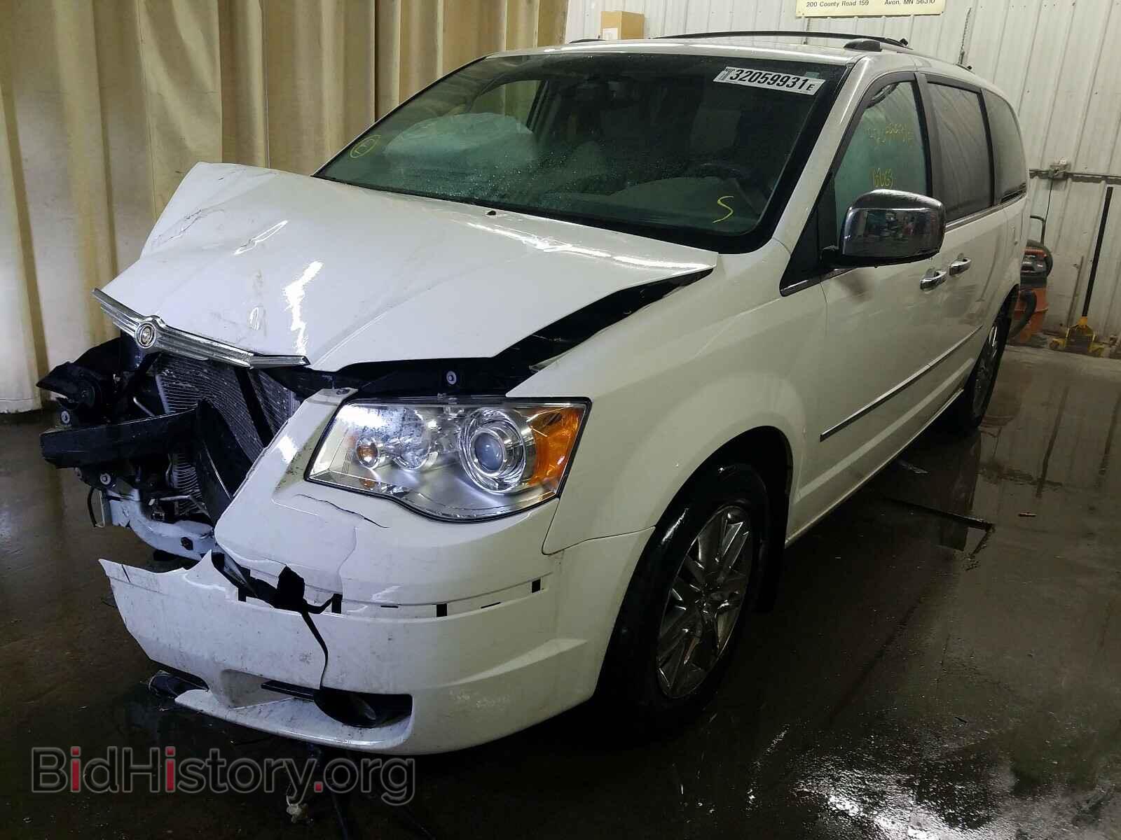 2010 CHRYSLER MINIVAN - VIN: 2A4RR6DX0AR136704 - Фото 2