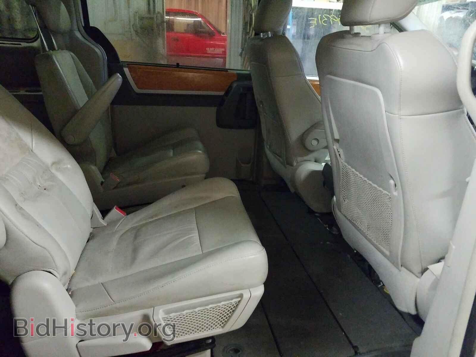 2010 CHRYSLER MINIVAN - VIN: 2A4RR6DX0AR136704 - Фото 6