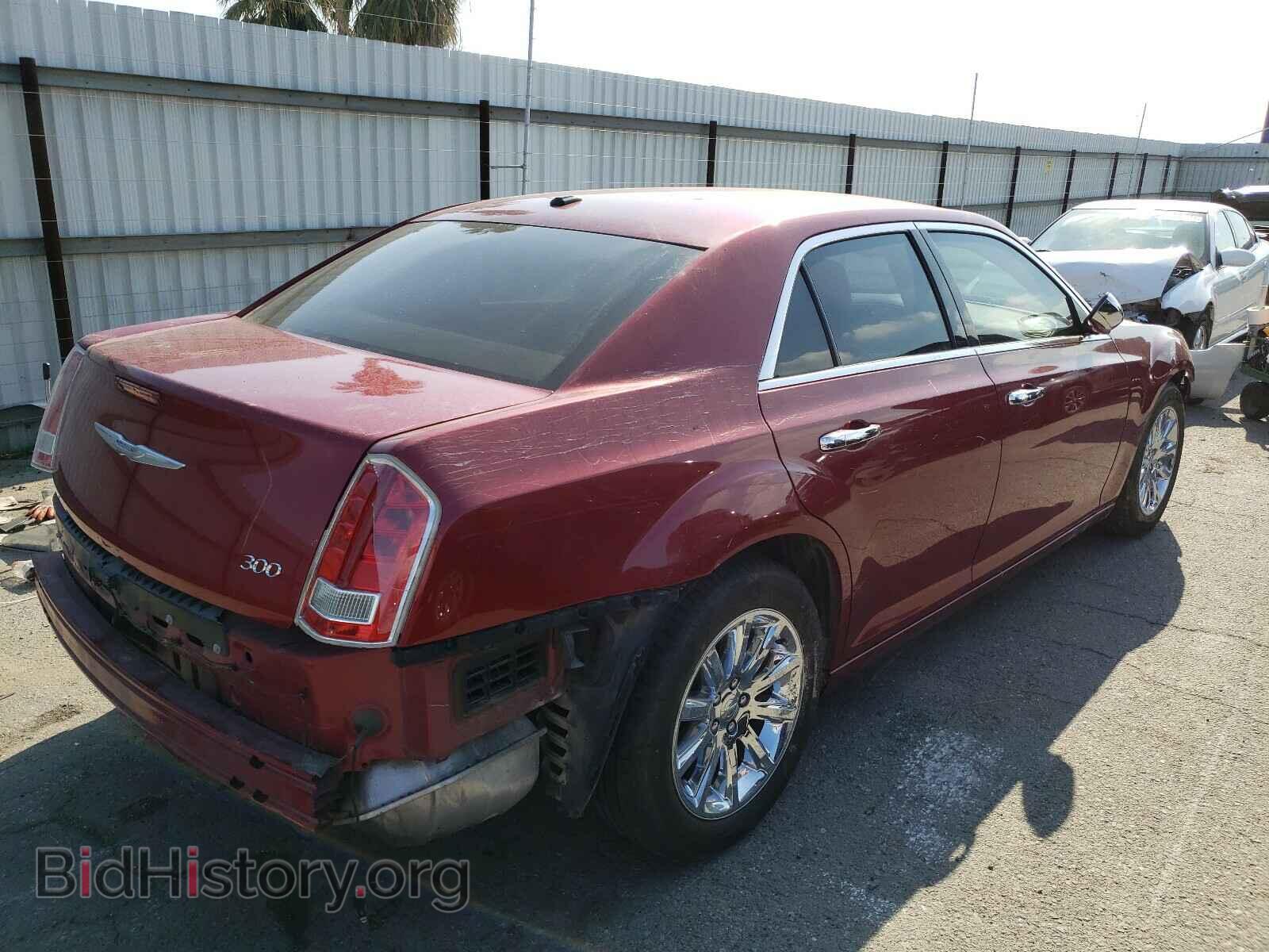 2011 CHRYSLER 300 - VIN: 2C3CA5CG0BH529709 - Фото 4