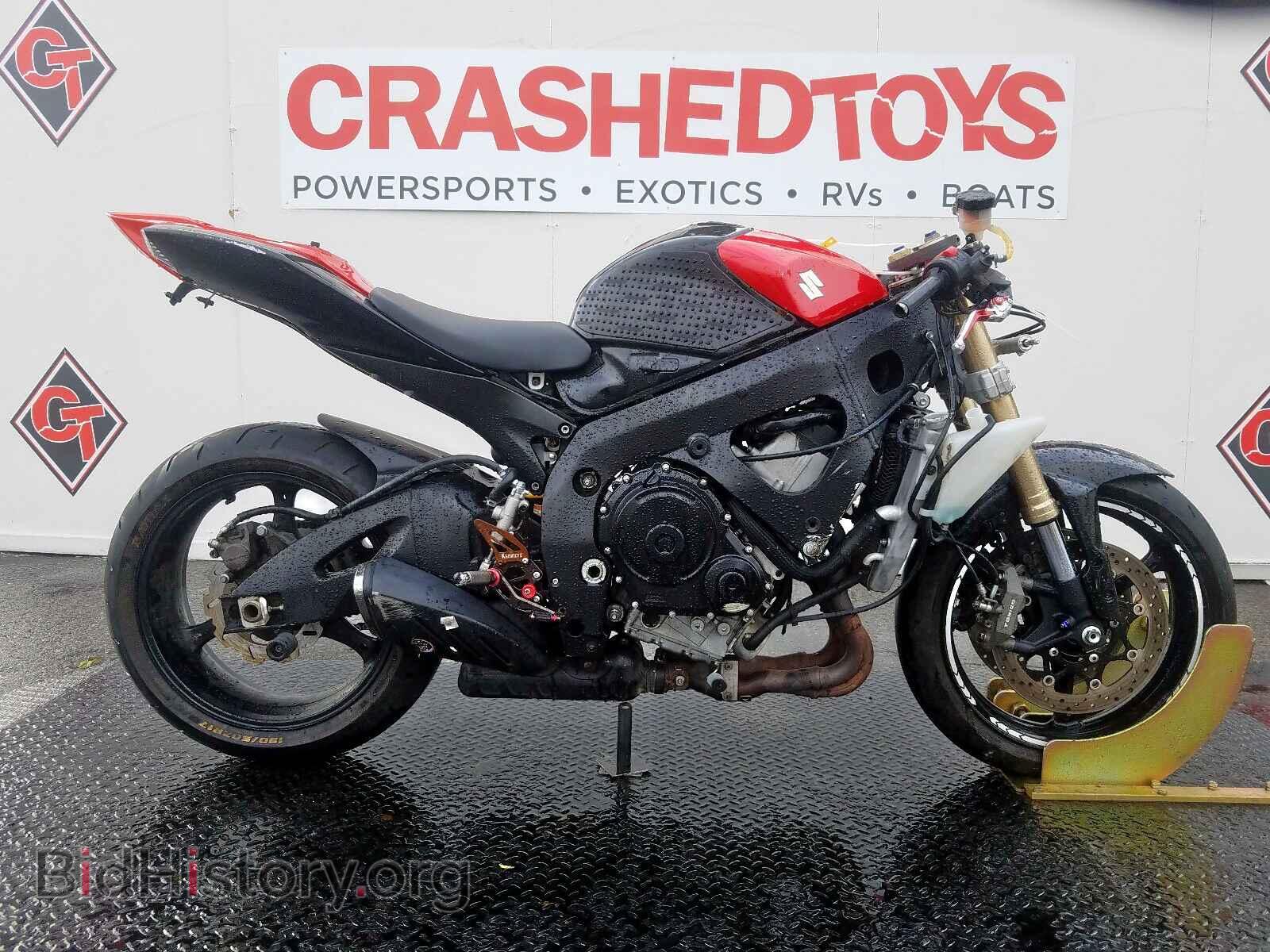 Фотография JS1GN7DA472122302 - SUZUKI GSXR600 2007