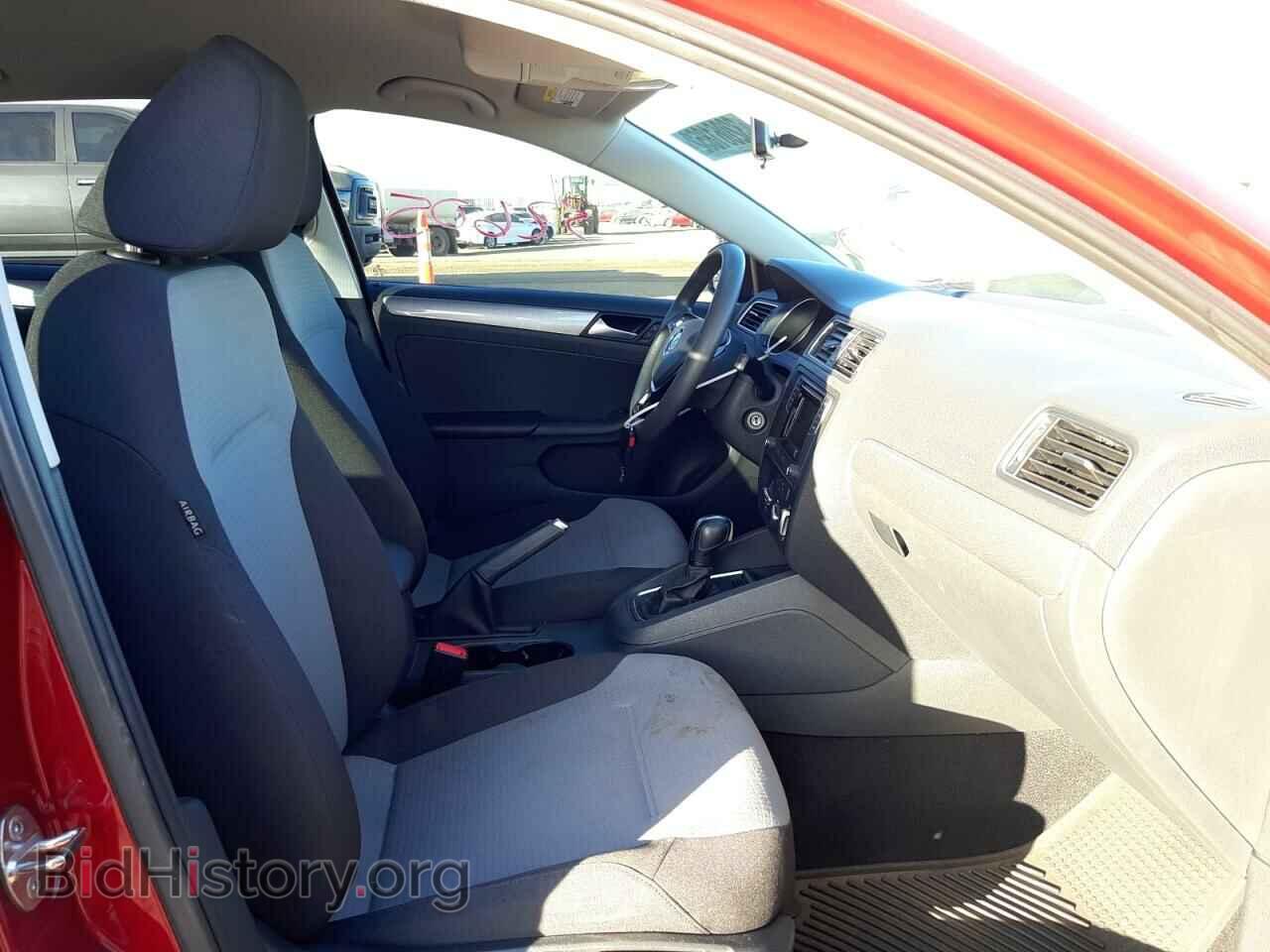 2017 VOLKSWAGEN JETTA - VIN: 3VW2B7AJ2HM240224 - Фото 5