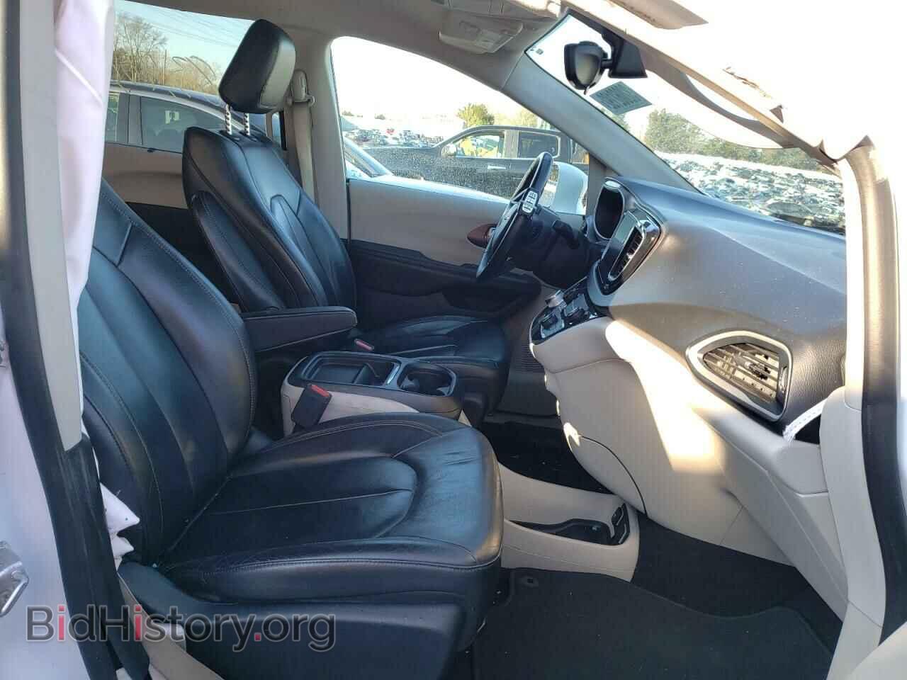 2017 CHRYSLER PACIFICA - VIN: 2C4RC1BG2HR590928 - Photo 5