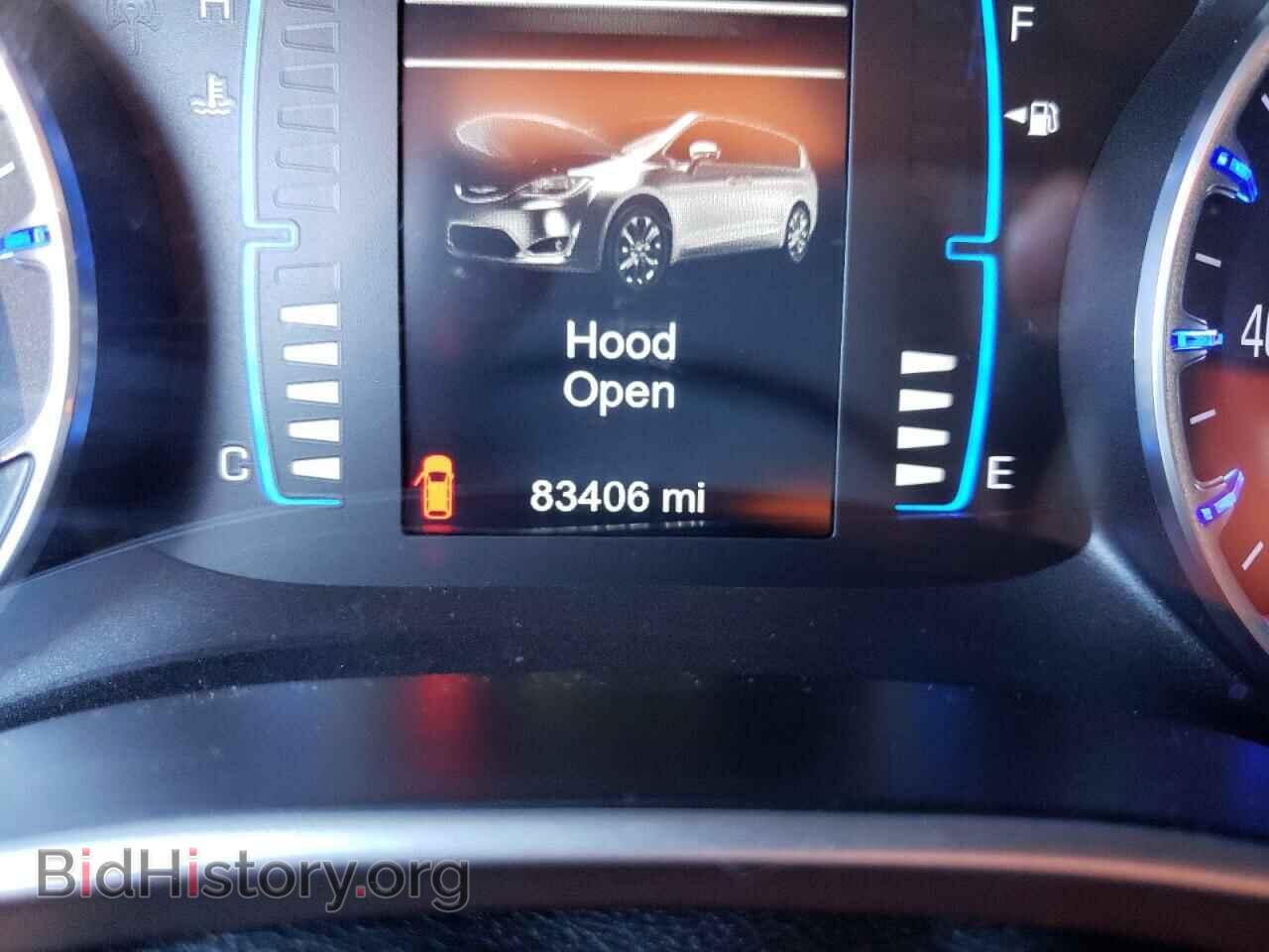 2017 CHRYSLER PACIFICA - VIN: 2C4RC1BG2HR590928 - Photo 8