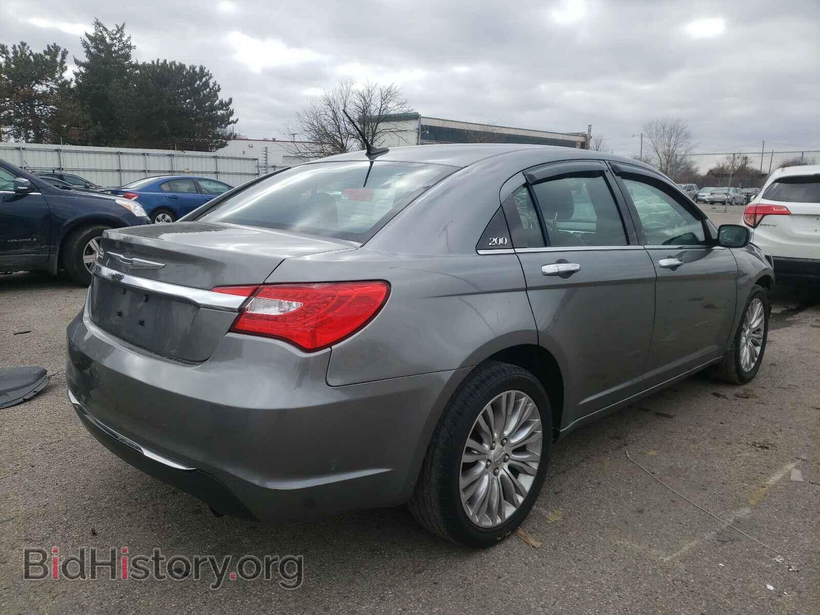 2011 CHRYSLER 200 - VIN: 1C3BC2FB1BN614263 - Photo 4