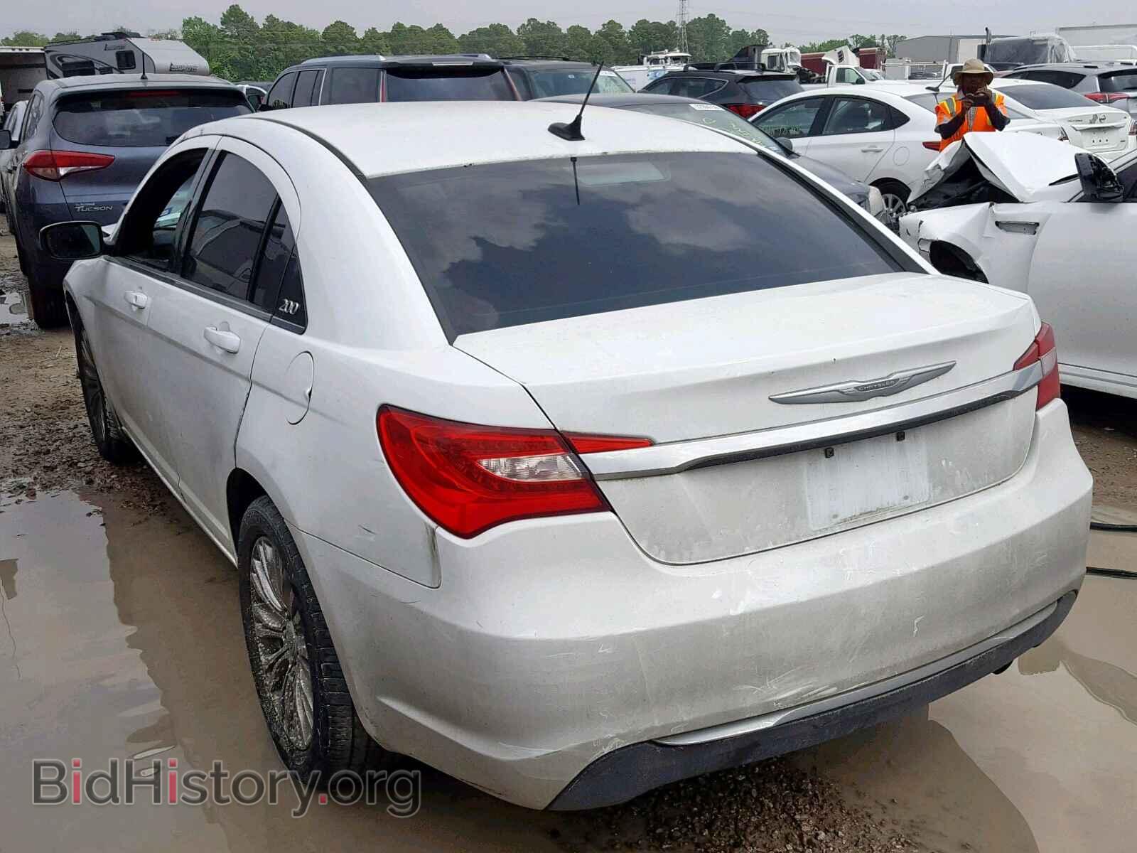 2012 CHRYSLER 200 - VIN: 1C3CCBAB4CN137731 - Фото 3