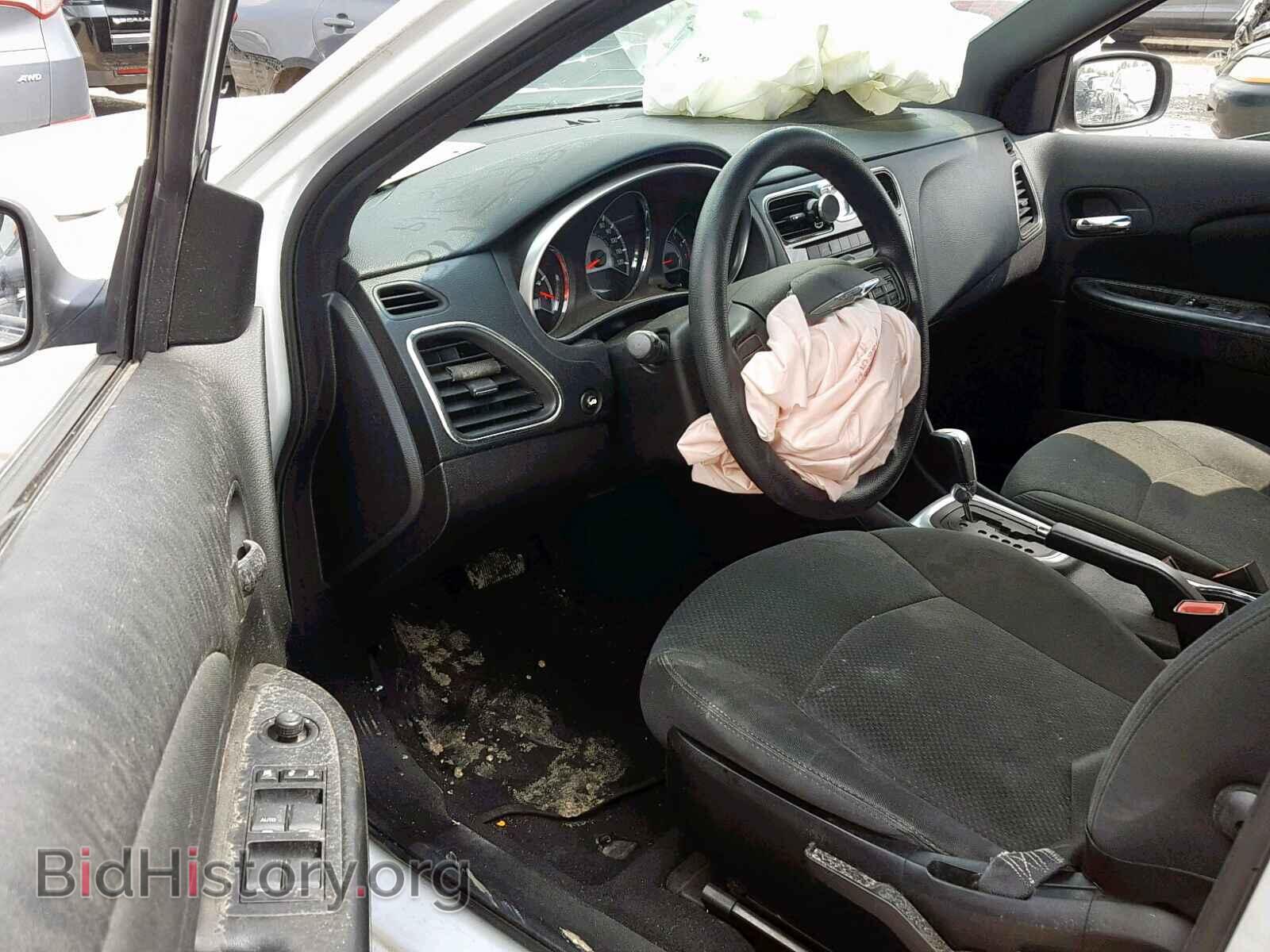 2012 CHRYSLER 200 - VIN: 1C3CCBAB4CN137731 - Фото 9