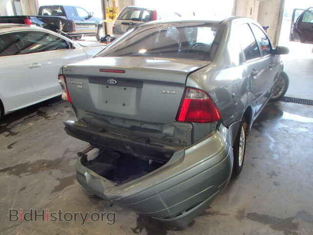 2005 FORD FOCUS - VIN: 1FAFP34N05W223811 - Фото 4
