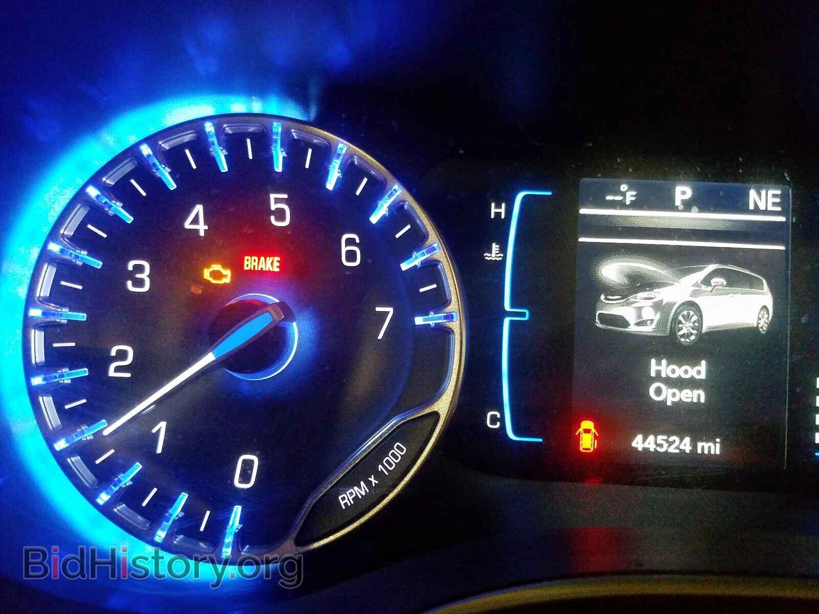2017 CHRYSLER PACIFICA - VIN: 2C4RC1BG4HR503790 - Фото 8