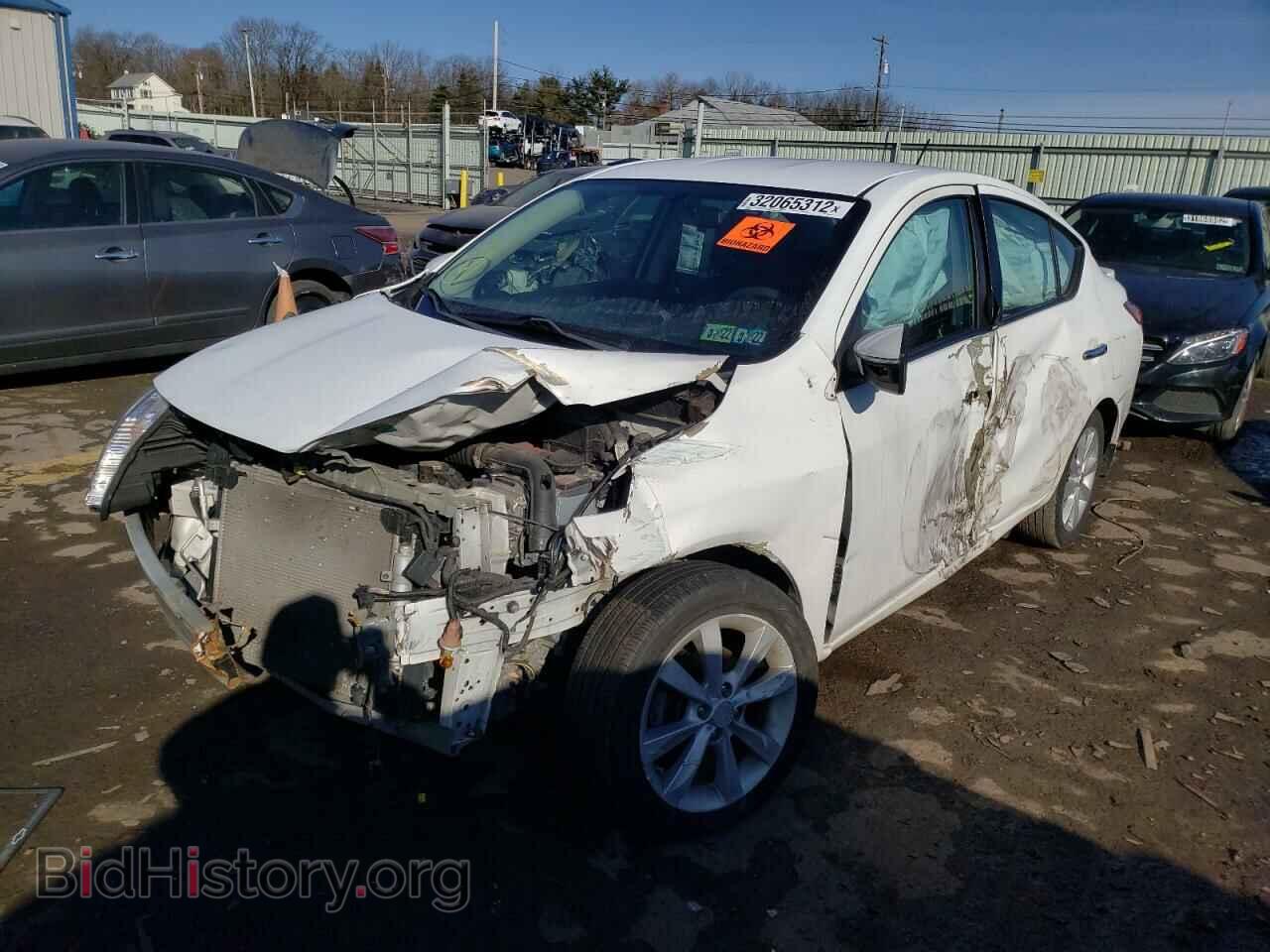 2015 NISSAN VERSA - VIN: 3N1CN7AP6FL826367 - Фото 2