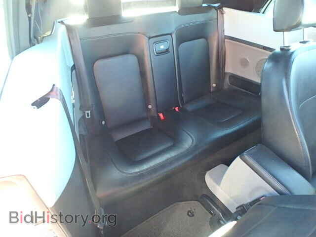 2005 VOLKSWAGEN BEETLE - VIN: 3VWCD31Y75M300062 - Фото 6