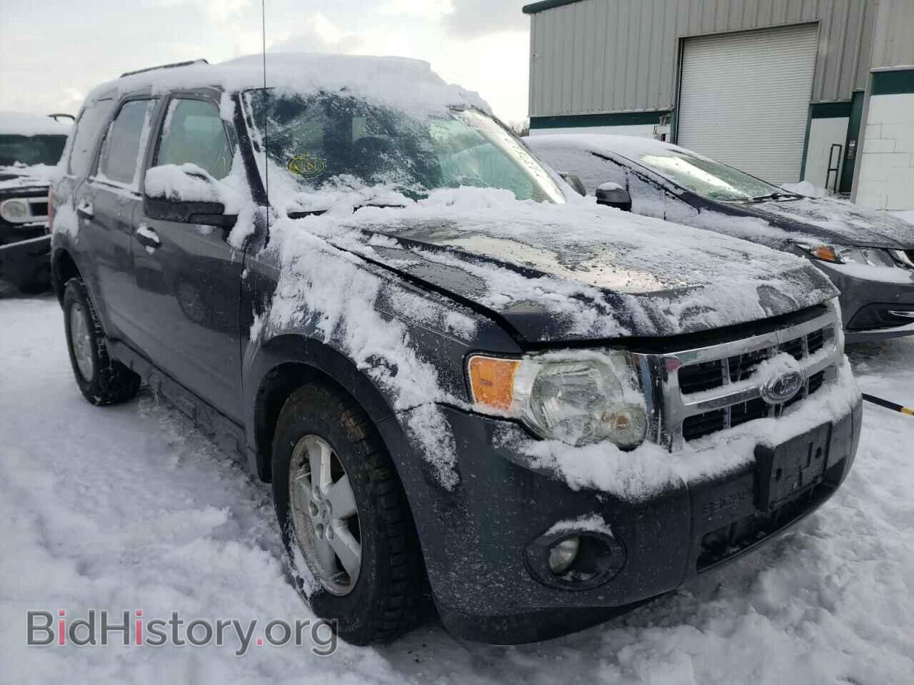 Photo 1FMCU03G99KA38074 - FORD ESCAPE 2009