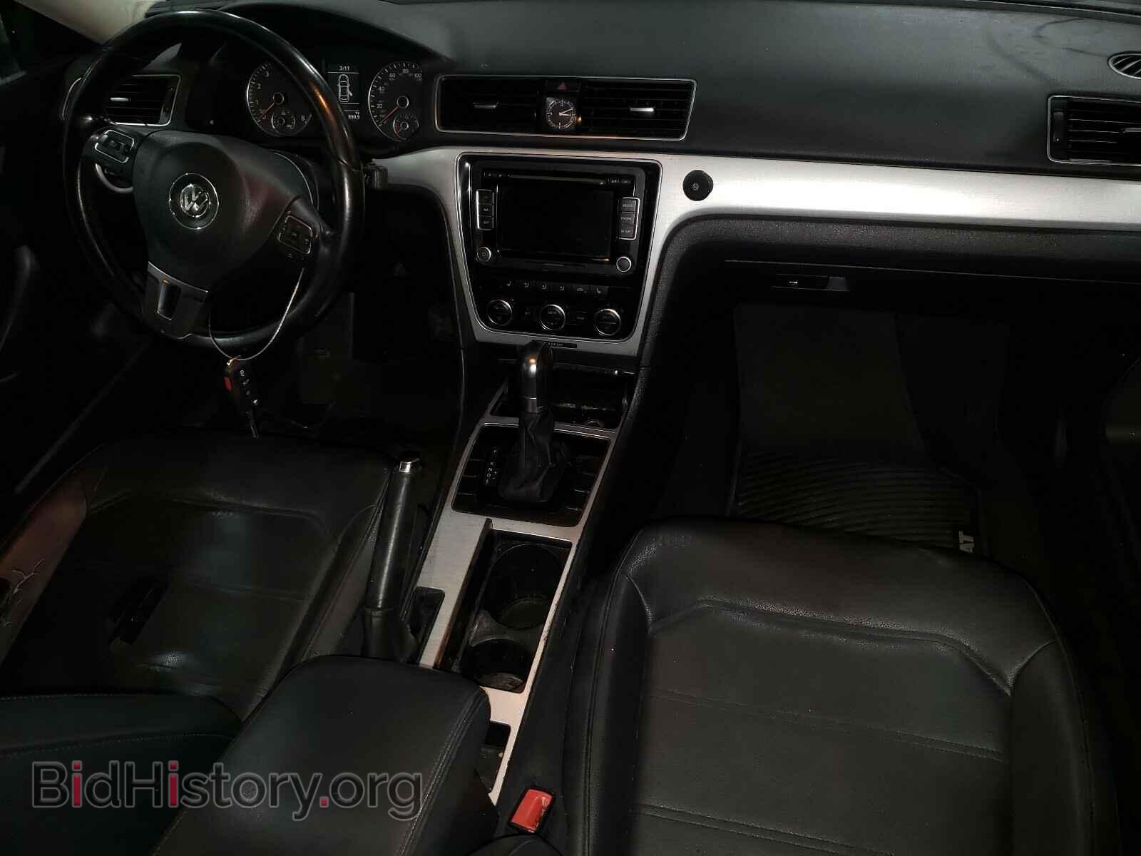 2012 VOLKSWAGEN PASSAT - VIN: 1VWBP7A31CC019789 - Фото 9