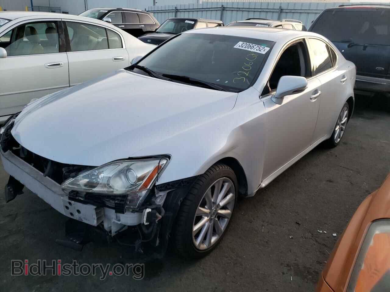 2010 LEXUS IS - VIN: JTHCF5C28A5040531 - Photo 2