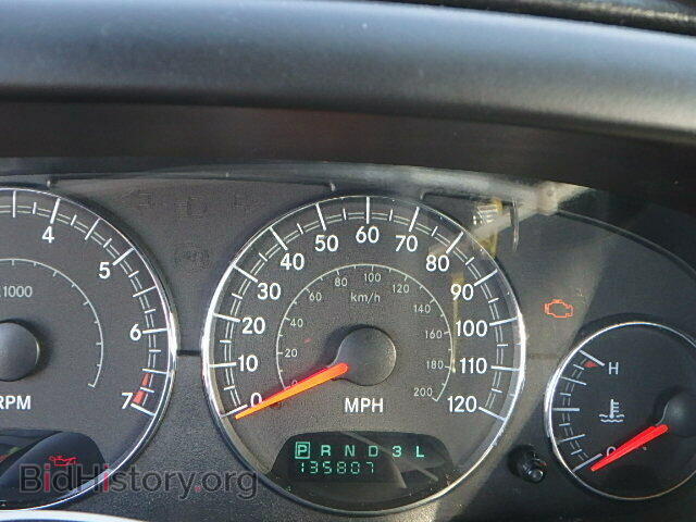 2005 CHRYSLER SEBRING - VIN: 1C3EL56R25N602736 - Фото 8