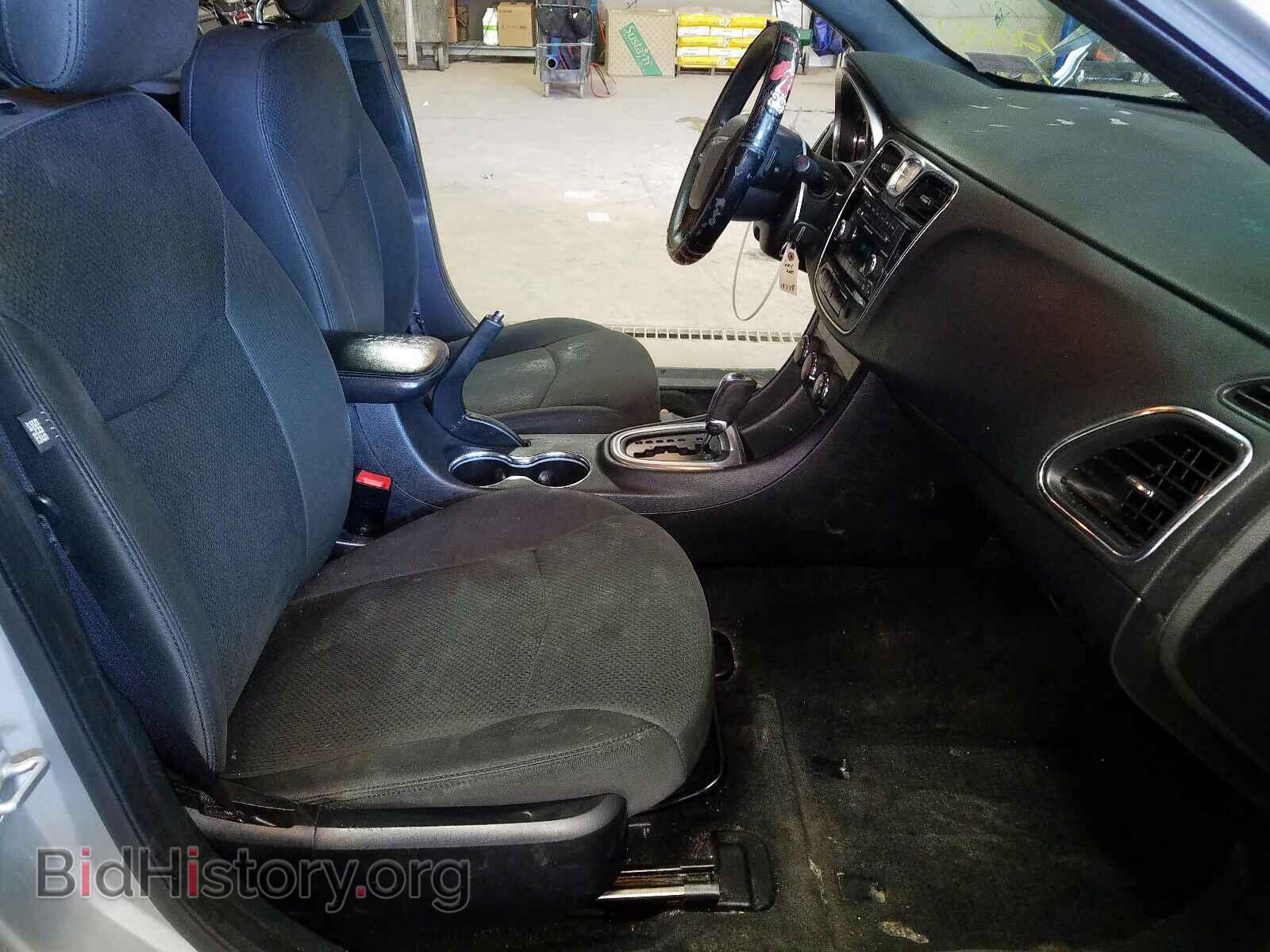 2012 CHRYSLER 200 - VIN: 1C3CCBAB3CN172275 - Photo 5
