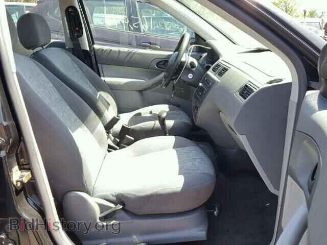 2005 FORD FOCUS - VIN: 1FAFP34N75W166863 - Photo 5