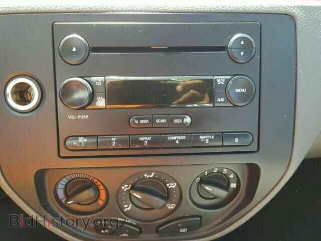 2005 FORD FOCUS - VIN: 1FAFP34N75W166863 - Photo 9