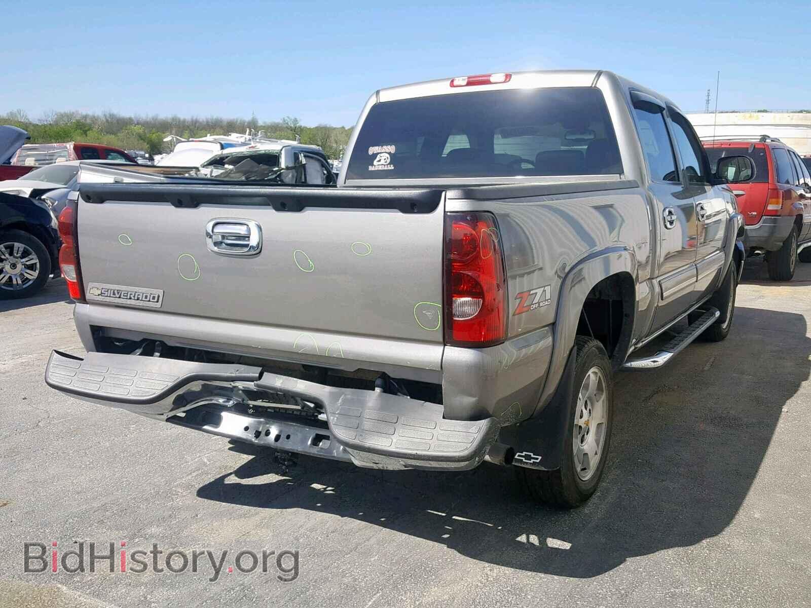 2006 CHEVROLET SILVERADO - VIN: 2GCEK13T561122331 - Фото 4