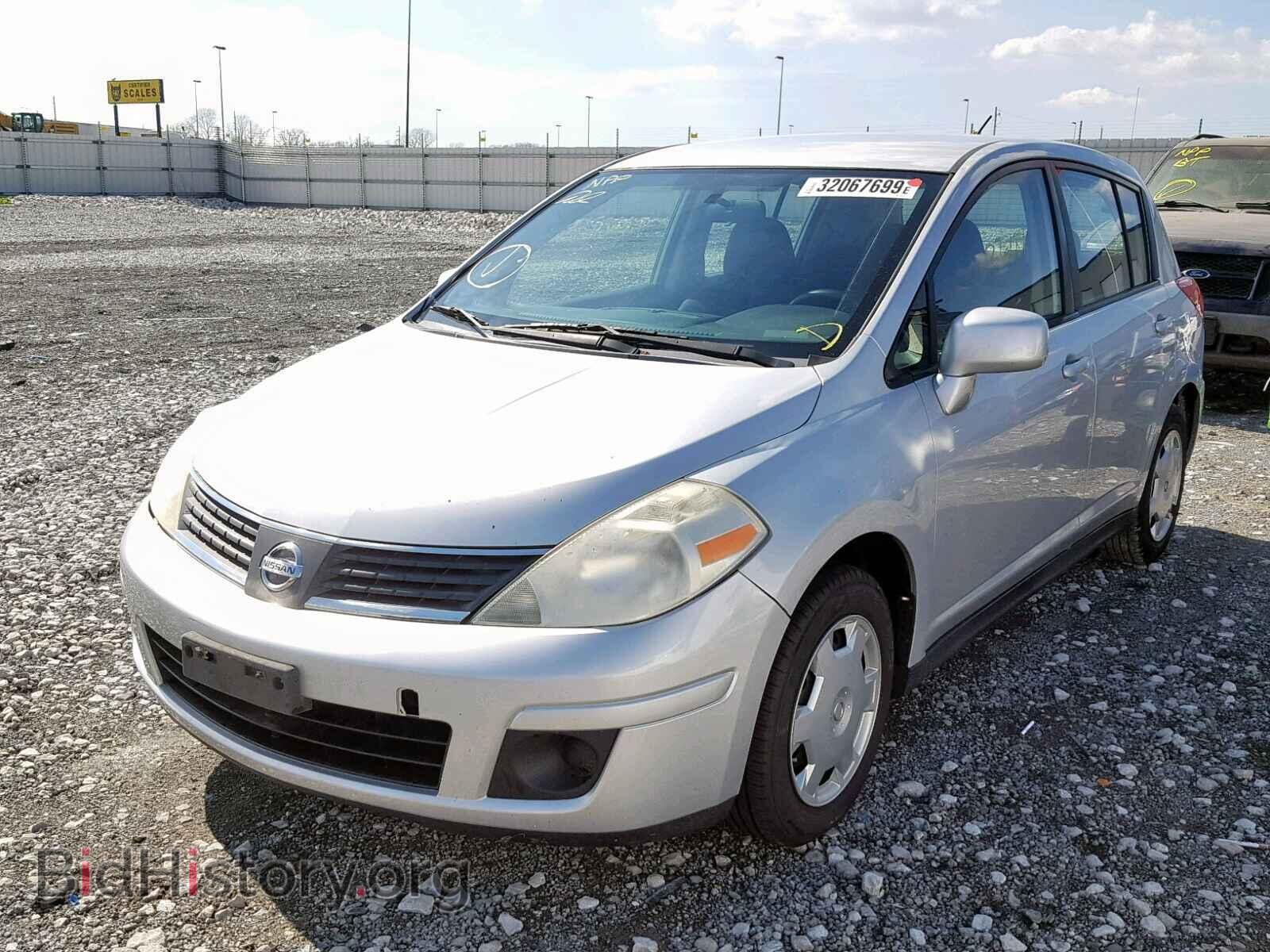 2007 NISSAN VERSA - VIN: 3N1BC13E37L352079 - Фото 2