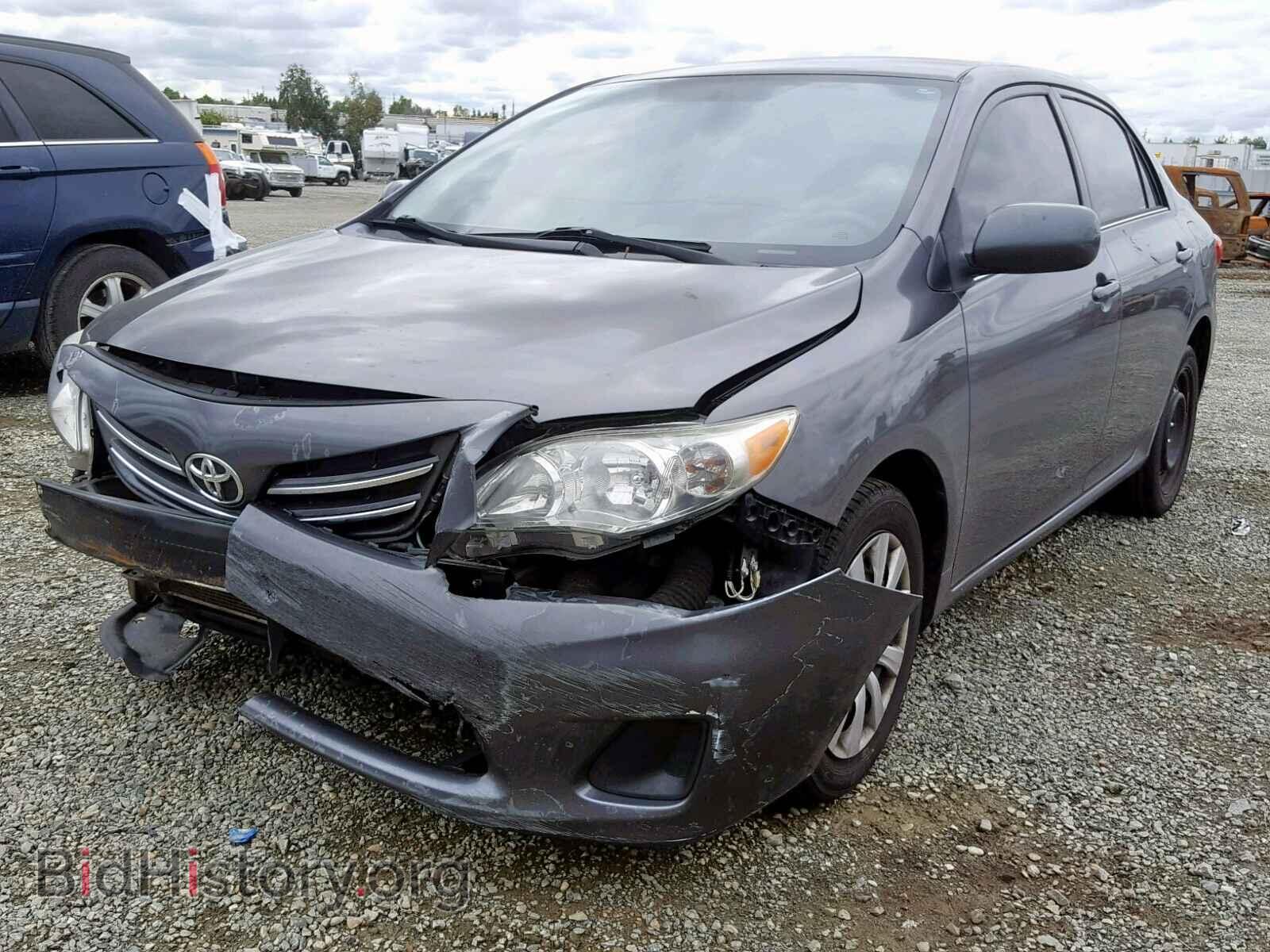 2013 TOYOTA COROLLA BA - VIN: 5YFBU4EE7DP080644 - Фото 2