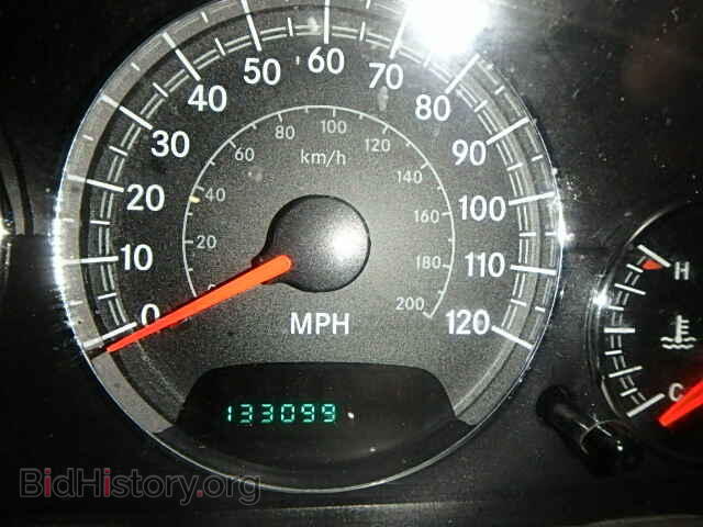 2004 CHRYSLER SEBRING - VIN: 1C3EL55R44N362122 - Фото 8