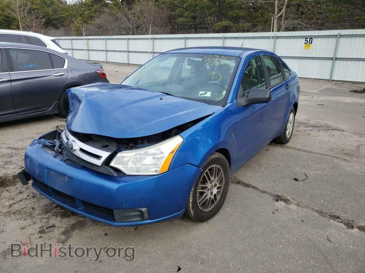 2011 FORD FOCUS - VIN: 1FAHP3EN4BW151885 - Фото 2