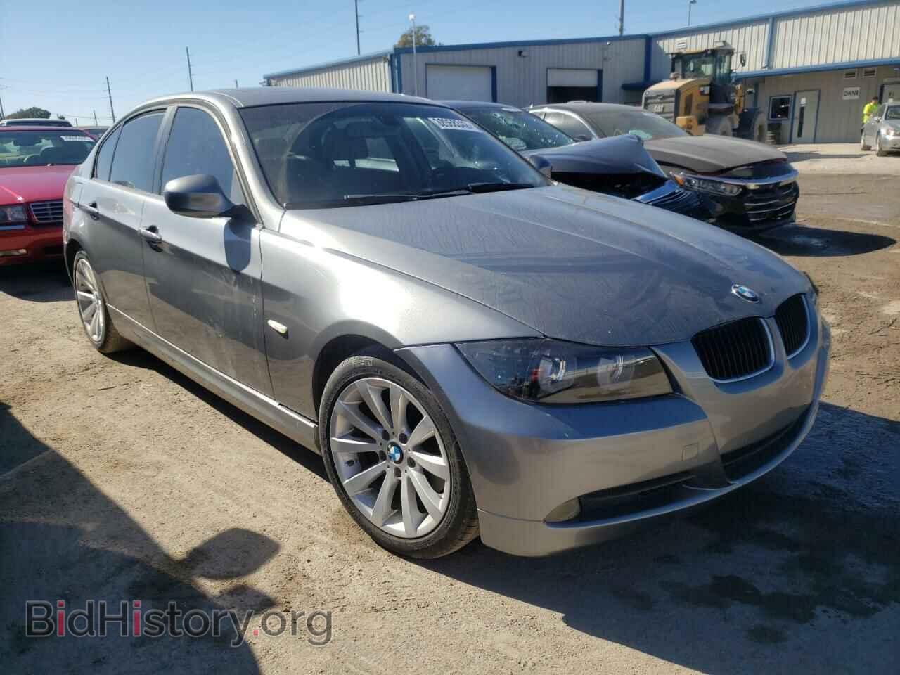 Photo WBAPH7C53BE850926 - BMW 3 SERIES 2011