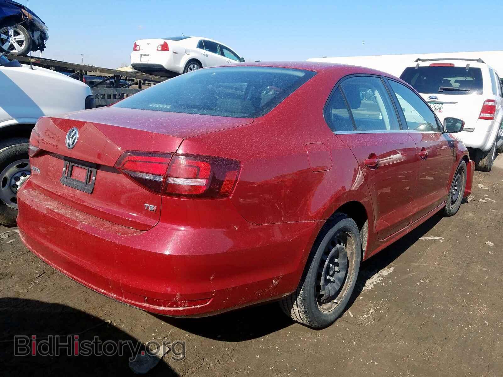 2017 VOLKSWAGEN JETTA - VIN: 3VW2B7AJ8HM264074 - Photo 4