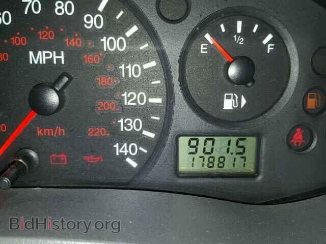 2005 FORD FOCUS - VIN: 1FAFP34N55W181782 - Фото 8