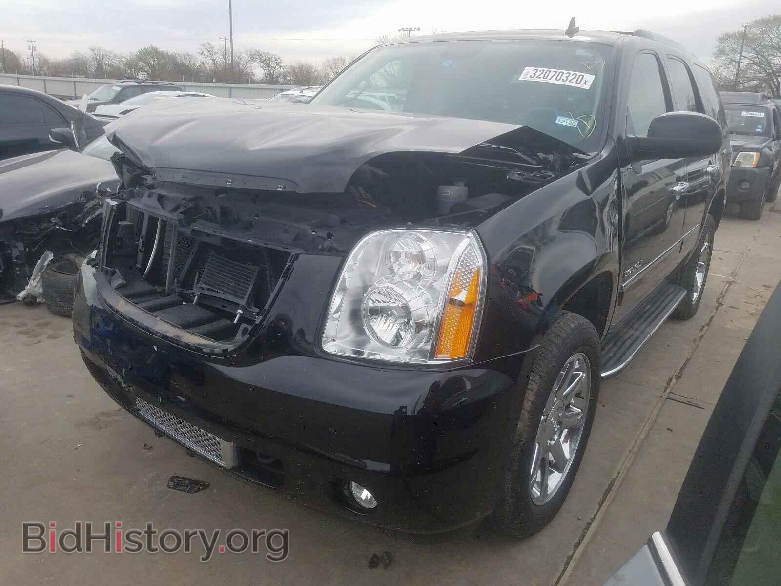 2013 GMC YUKON - VIN: 1GKS2EEF7DR341219 - Фото 2