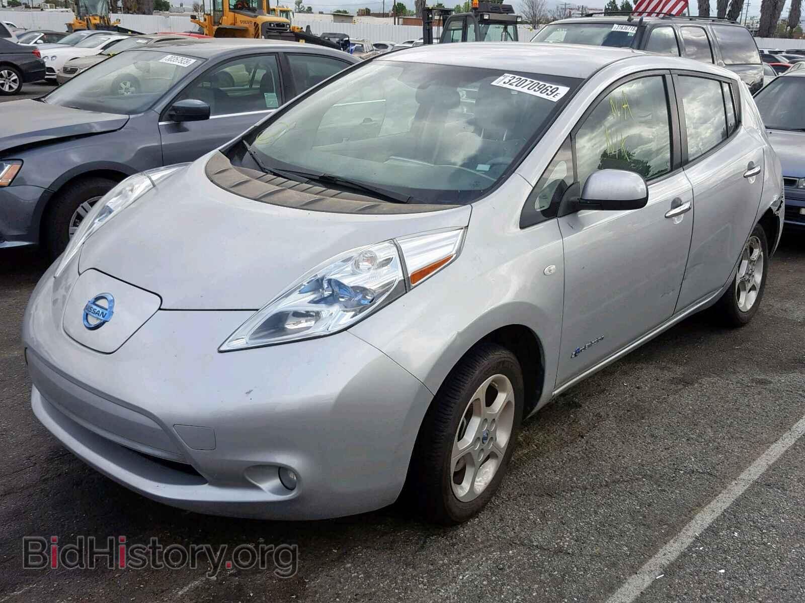 2011 NISSAN LEAF - VIN: JN1AZ0CP1BT006316 - Фото 2