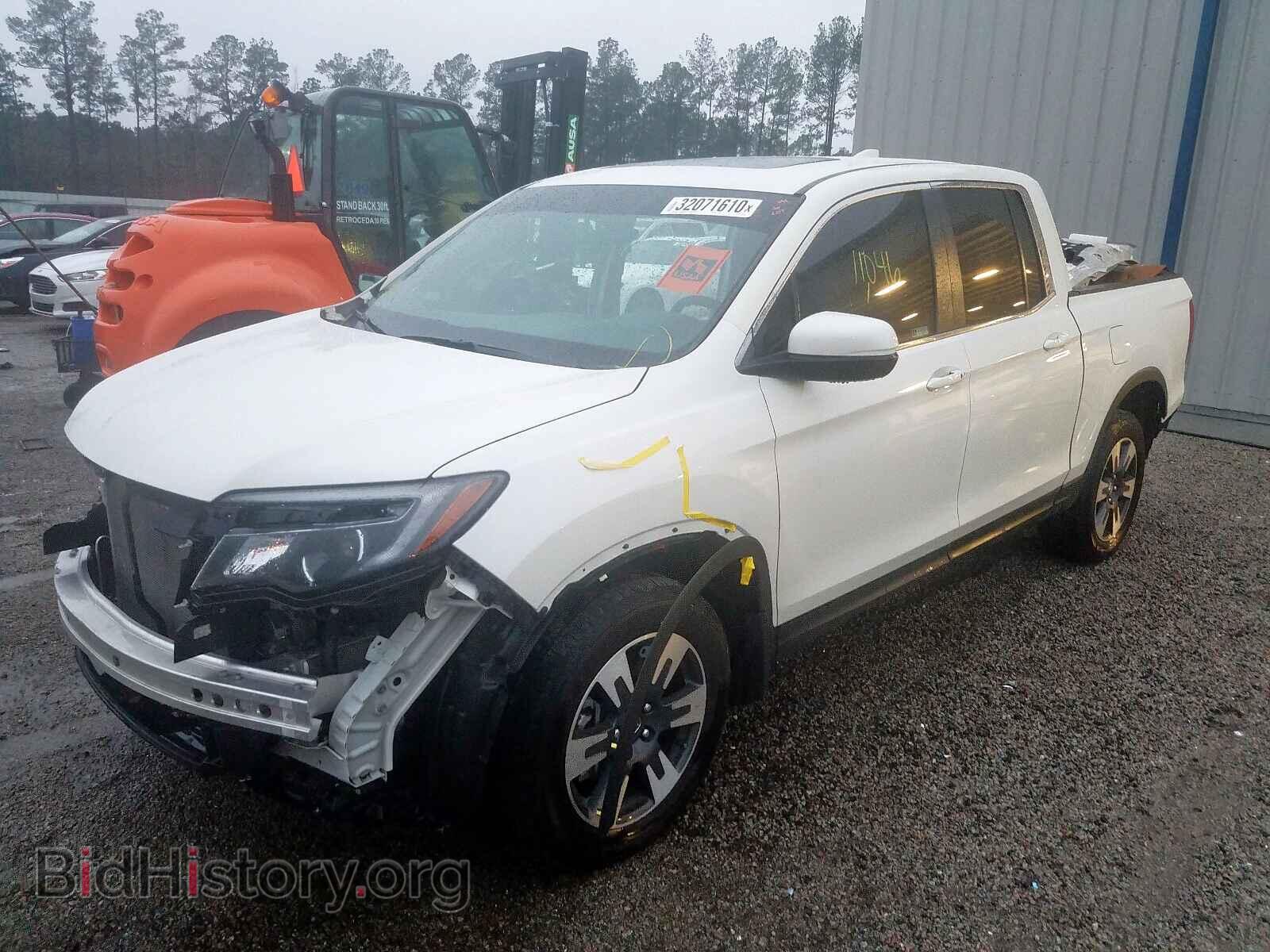 2019 HONDA RIDGELINE - VIN: 5FPYK3F56KB032576 - Фото 2