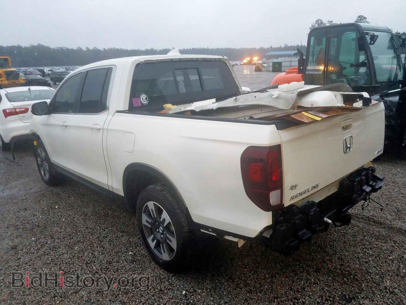 2019 HONDA RIDGELINE - VIN: 5FPYK3F56KB032576 - Фото 3