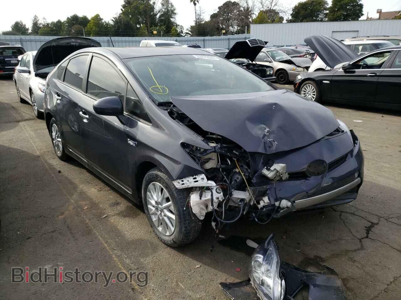 Фотография JTDKN3DP6F3074727 - TOYOTA PRIUS 2015