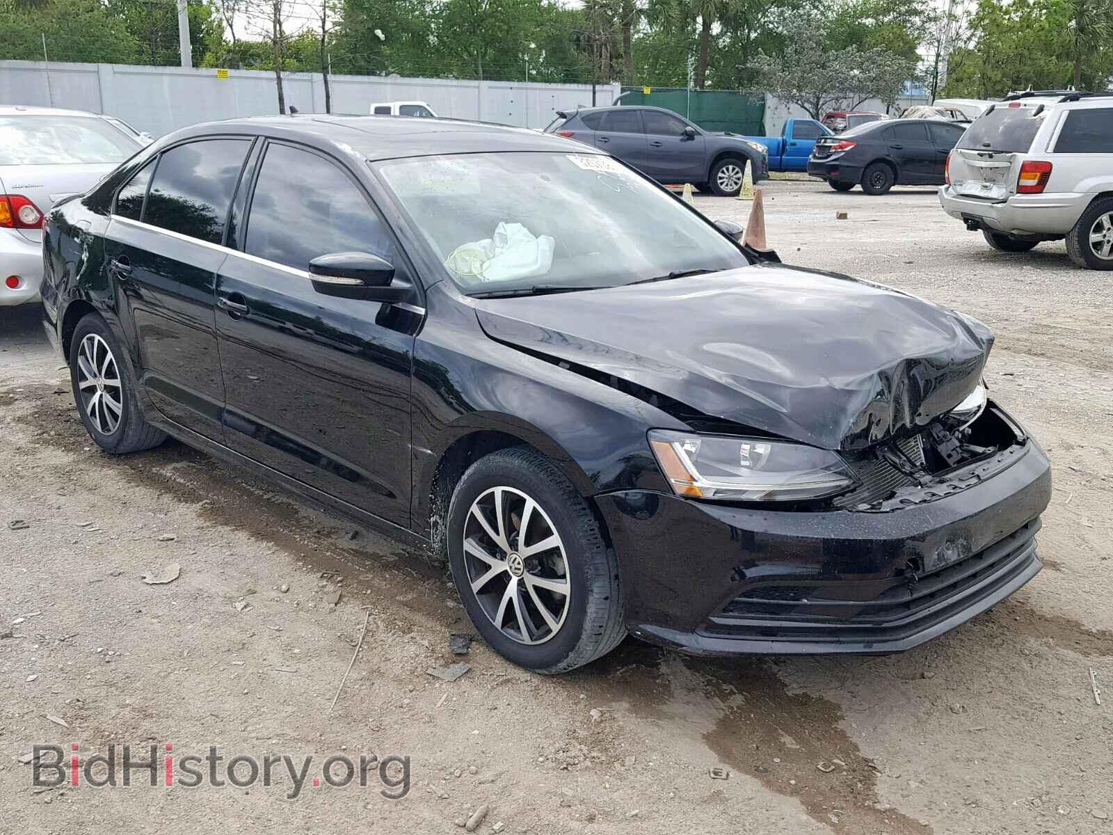 Фотография 3VWDB7AJ9HM402682 - VOLKSWAGEN JETTA 2017