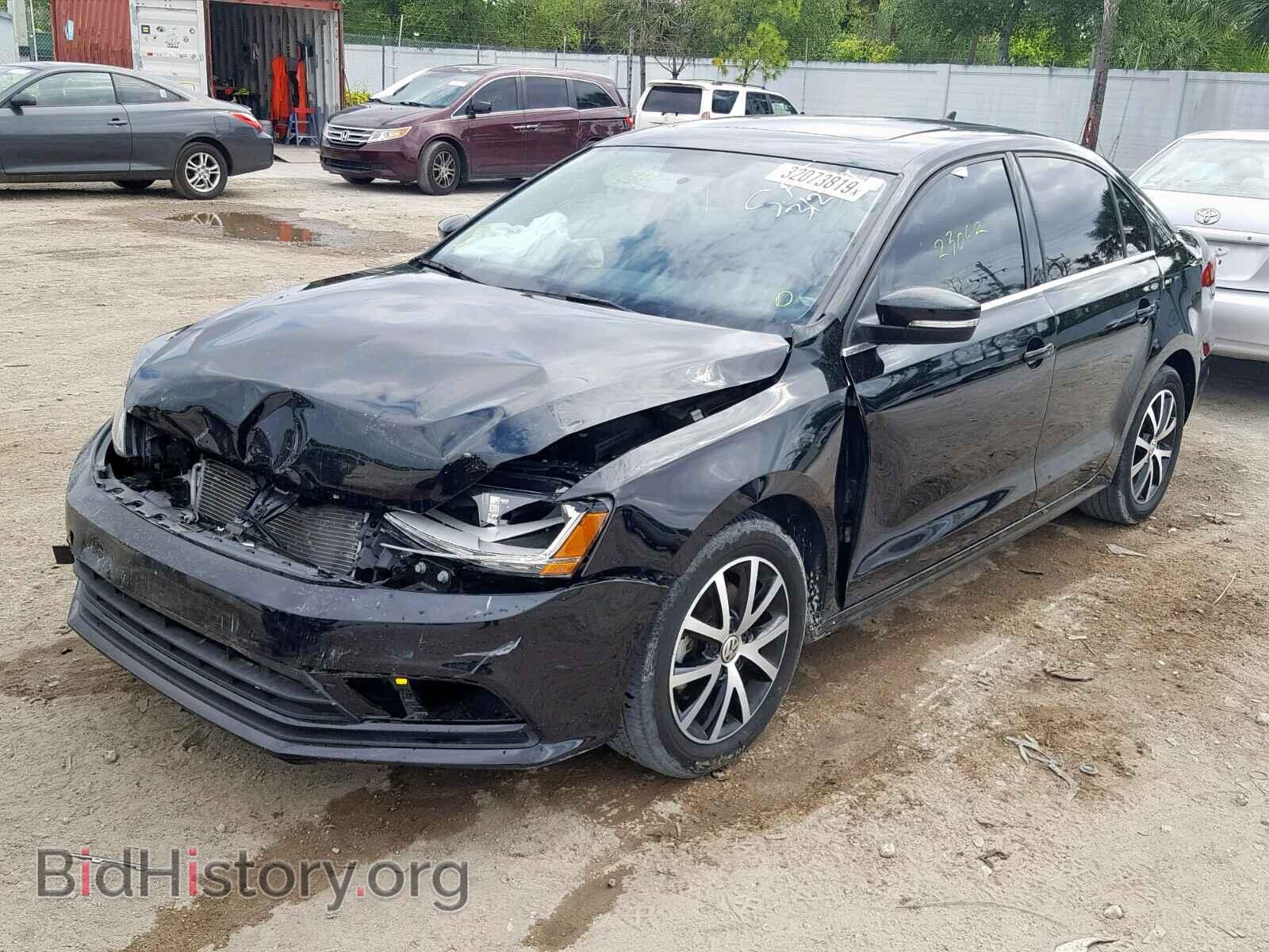 2017 VOLKSWAGEN JETTA - VIN: 3VWDB7AJ9HM402682 - Фото 2