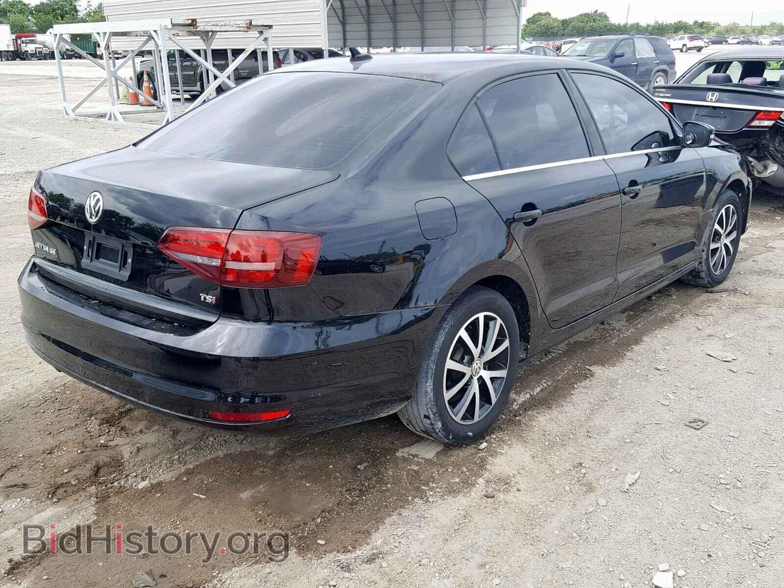 2017 VOLKSWAGEN JETTA - VIN: 3VWDB7AJ9HM402682 - Фото 4